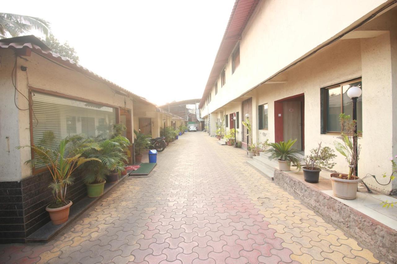 Hotel Nest Inn Residency Bhiwandi エクステリア 写真