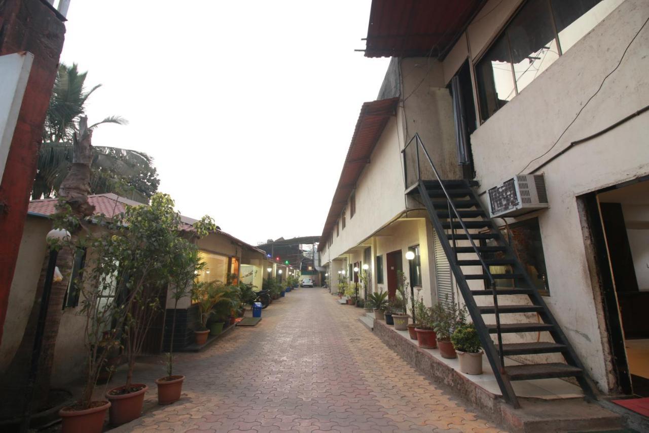 Hotel Nest Inn Residency Bhiwandi エクステリア 写真