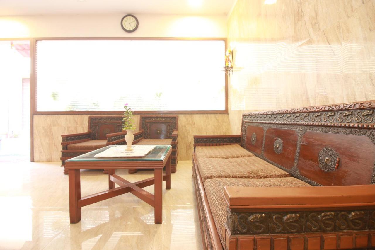 Hotel Nest Inn Residency Bhiwandi エクステリア 写真