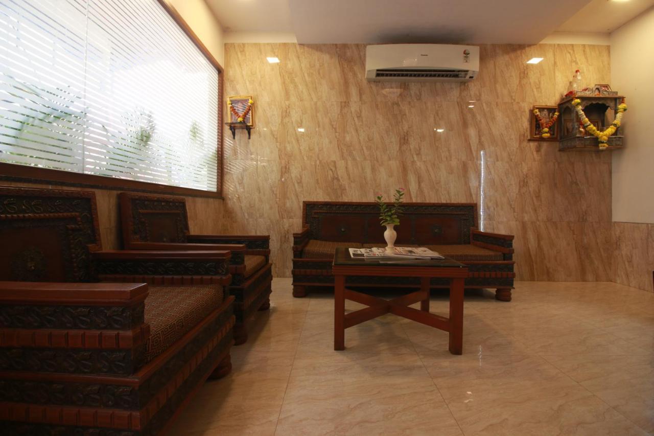Hotel Nest Inn Residency Bhiwandi エクステリア 写真