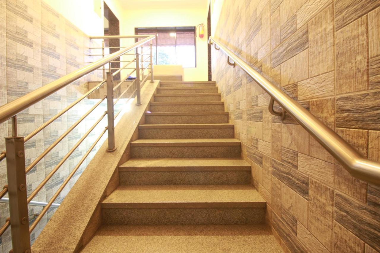 Hotel Nest Inn Residency Bhiwandi エクステリア 写真