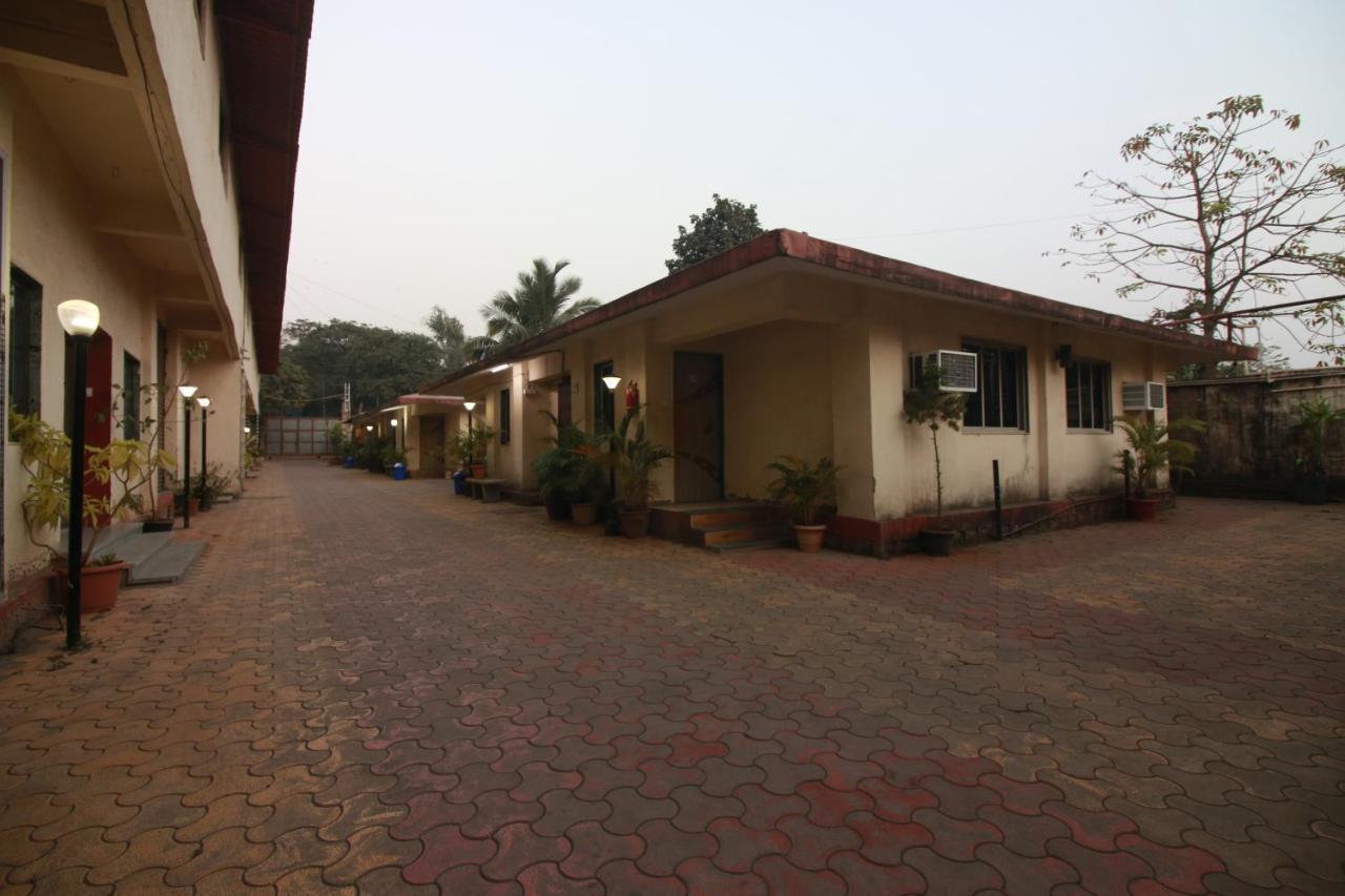 Hotel Nest Inn Residency Bhiwandi エクステリア 写真
