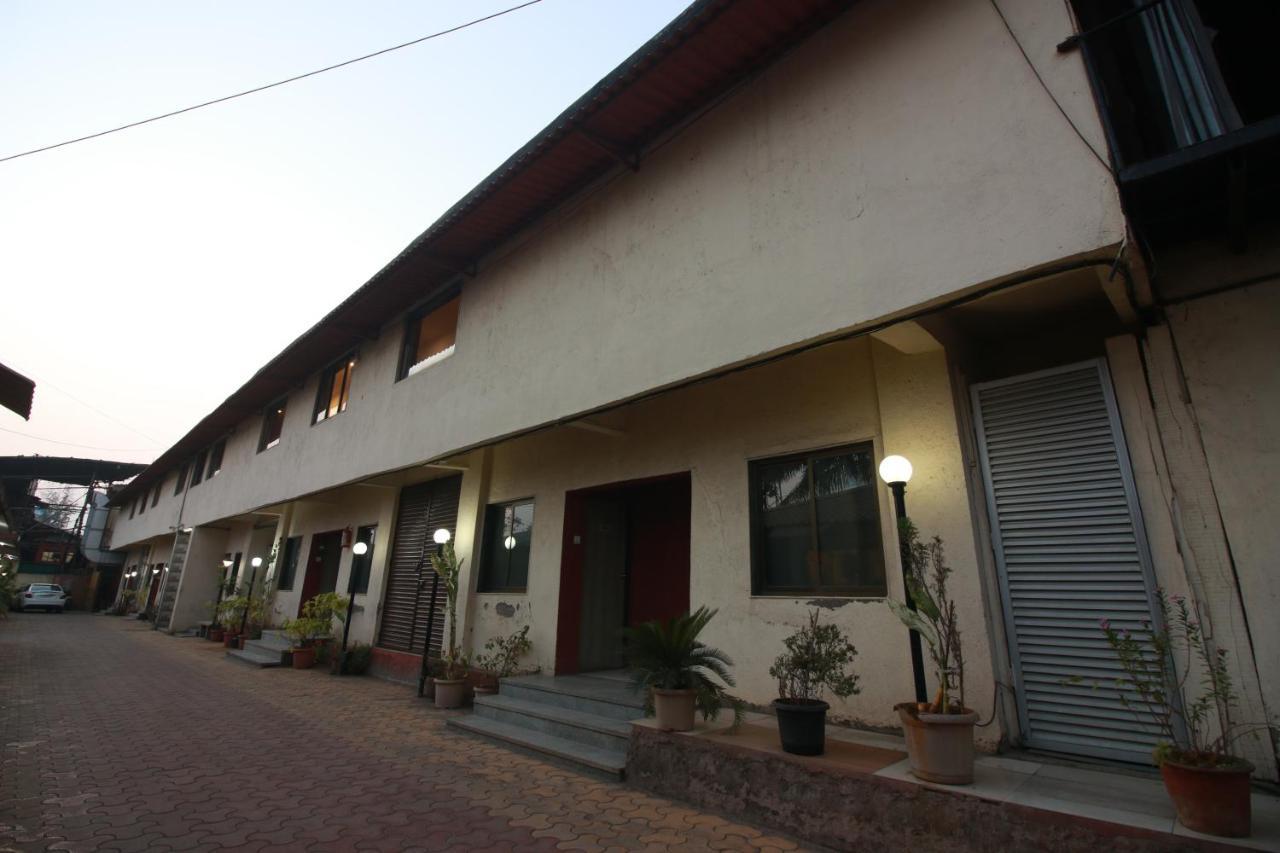 Hotel Nest Inn Residency Bhiwandi エクステリア 写真